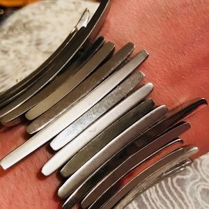 Vintage Silver Tone Stretch Asymmetrical Bracelet!